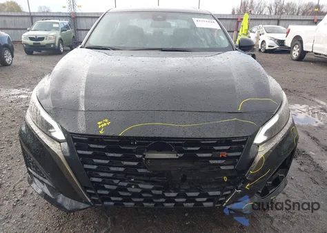 2024 Nissan Altima Sr Fwd z USA, uszkodzony, nr VIN 1N4BL4CV1RN386187